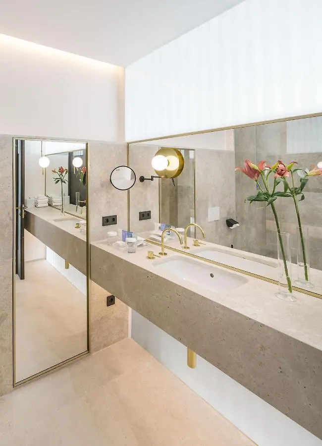 Puente Romano Beach Suites - Private Apartaments Marbella 0*,  Spagna